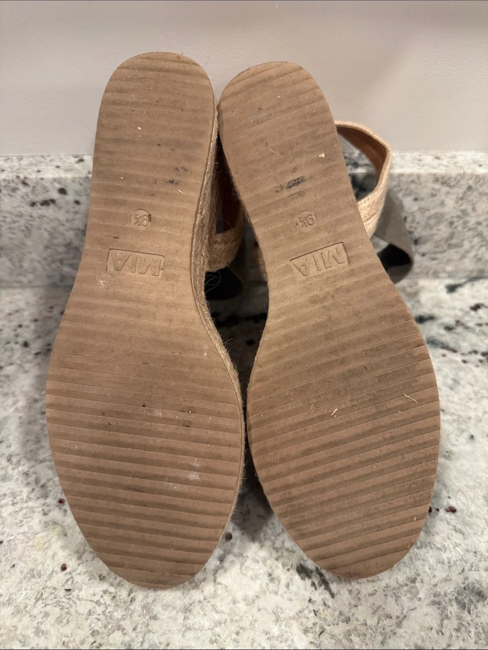 MIA slip espadrille